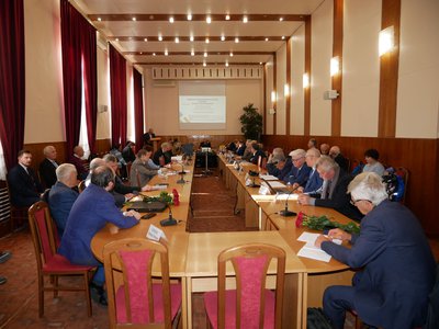 Розвиток людиноцентрованого ШІ: доповідь проф. Юрія Крака на засіданні Президії НАН України